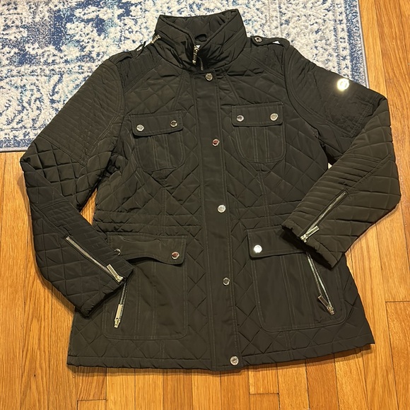 Michael Kors hooded quilted jacket - Picture 3 of 11